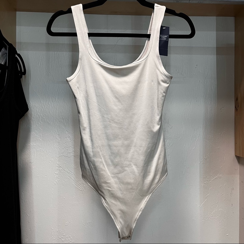 NWT Abercrombie + Fitch | Seamless Satin Bodysuit